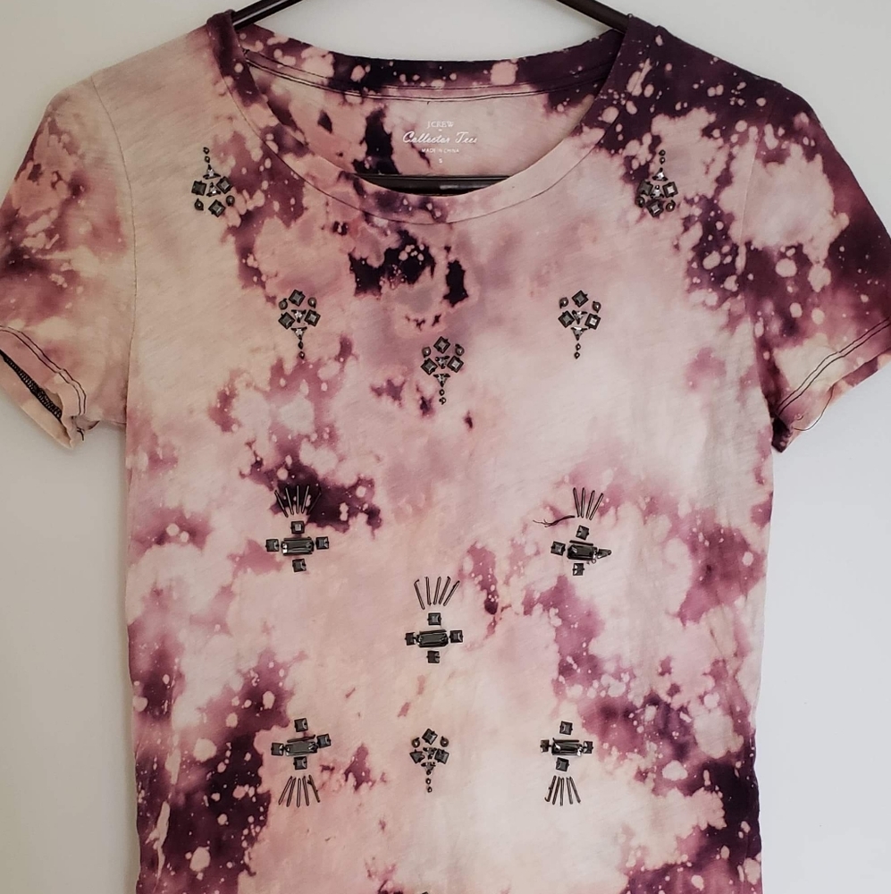 Size S Bleach Dyed Purple Tee w/ Beads